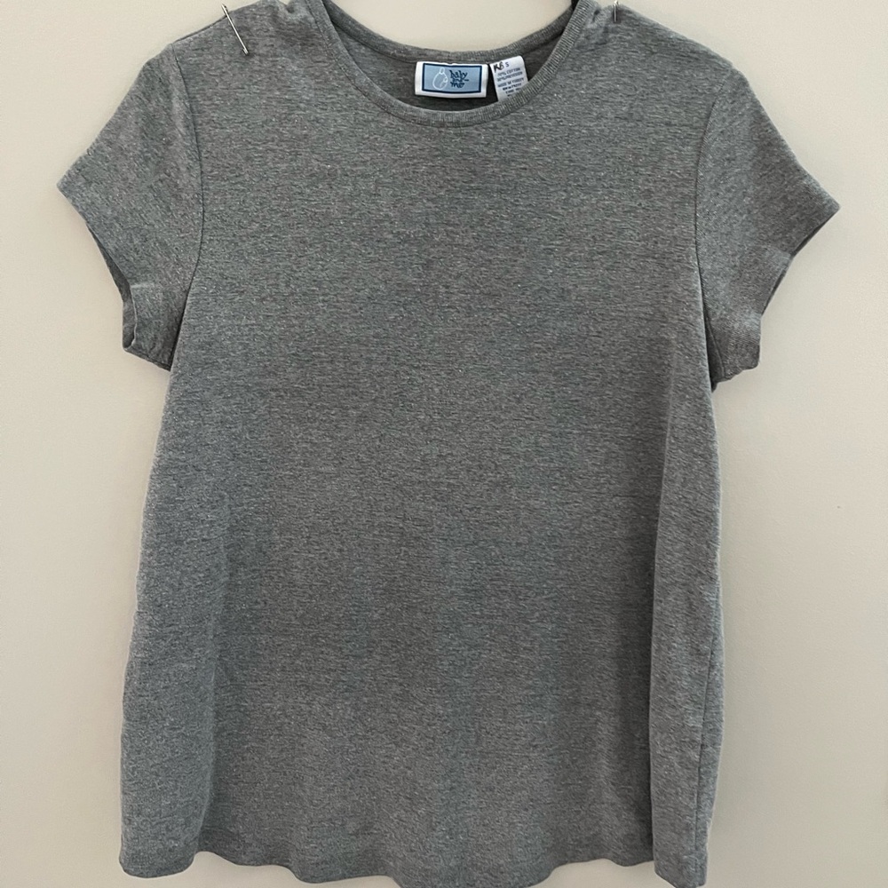 Grey tshirt
